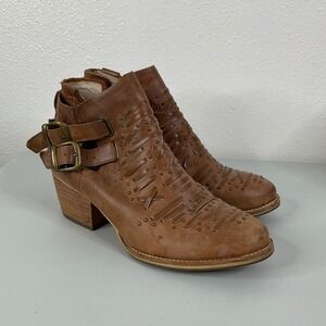 CAT Brown Leather Heeled Ankle Booties Size 7.5‎